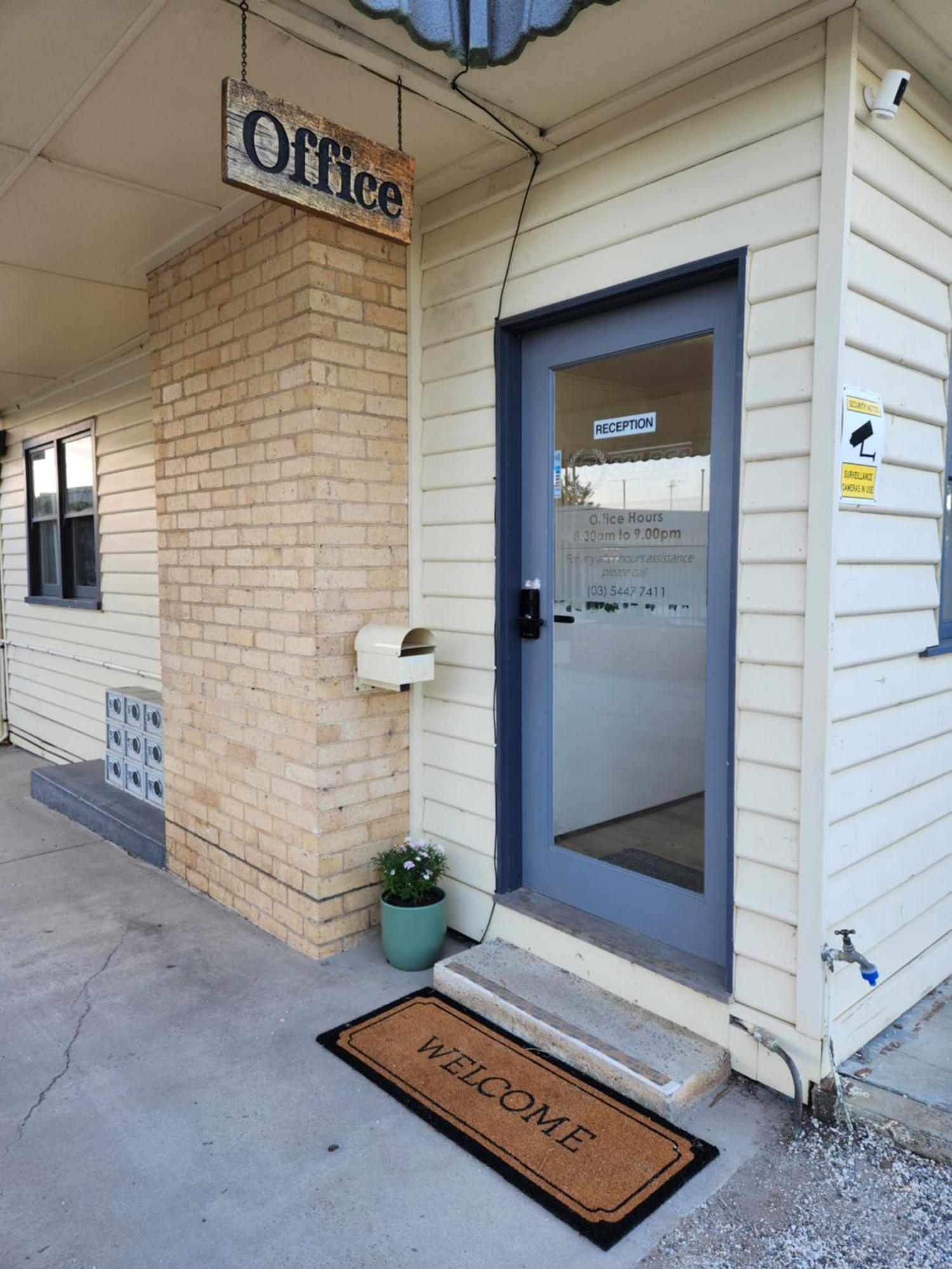 Calder Family Motel Bendigo Zewnętrze zdjęcie
