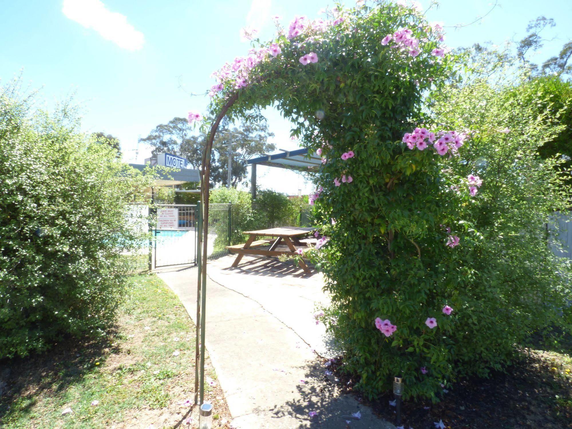 Calder Family Motel Bendigo Zewnętrze zdjęcie